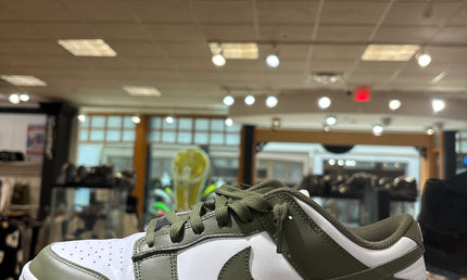 Nike Dunk Low Medium Olive W Pre Owned