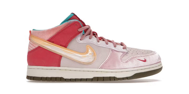 Nike Dunk Mid Social Status