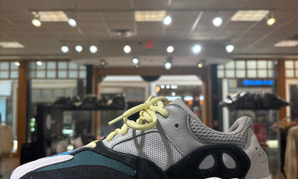 Adidas Yeezy 700 Wave Runner Pre Owned No Box