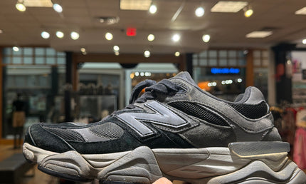 New Balance 9060 Black Castlerock Grey Pre Owned No Box