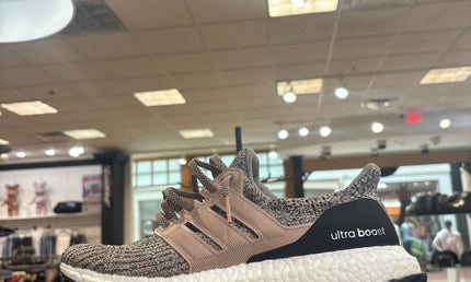 adidas Ultra Boost 4.0 pre owned