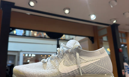 Nike Air Vapormax Pure Platinum Pre Owned