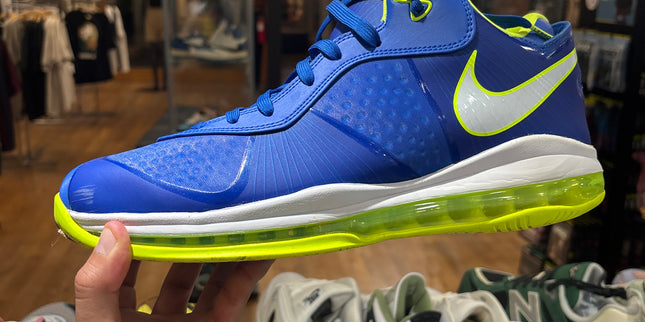 Nike LeBron 8 V2 Low Pre-Owned