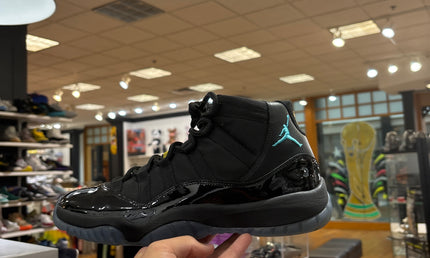 Jordan 11 Retro Gamma Blue (2013) pre owned