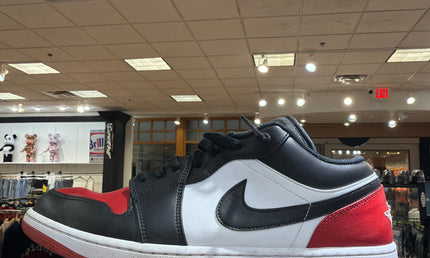 Jordan 1 Low Bred Toe Pre Owned