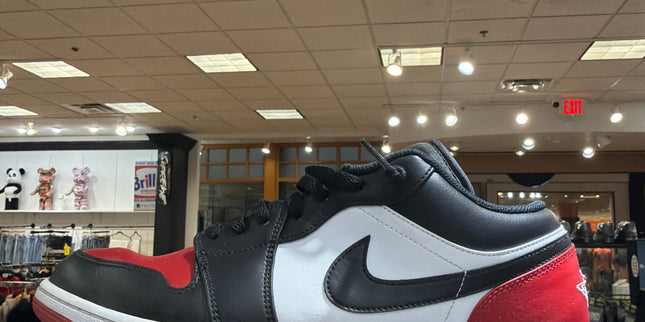 Jordan 1 Low Bred Toe Pre Owned