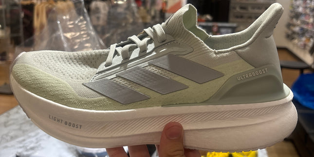 Adidas Ultraboost 5x Pre-Owned