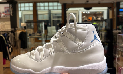Jordan 11 Legend Blue (2024) Pre Owned