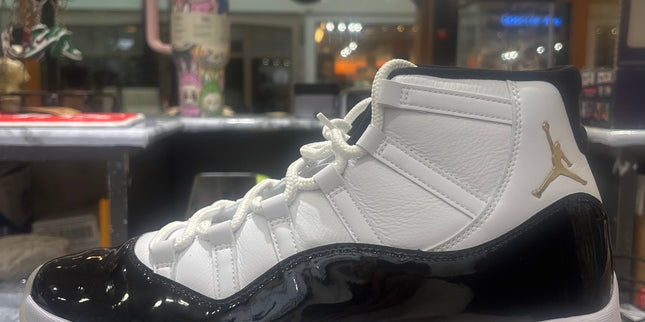 Jordan 11 DMP Pre-Owned