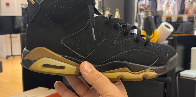 Jordan 6 Defining moments 2020 Pre Owned No Box