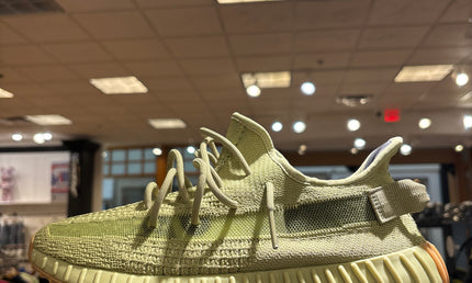 Adidas Yeezy 350 v2 Sulfur Pre Owned