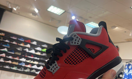 Jordan 4 Toro Bravo Pre Owned