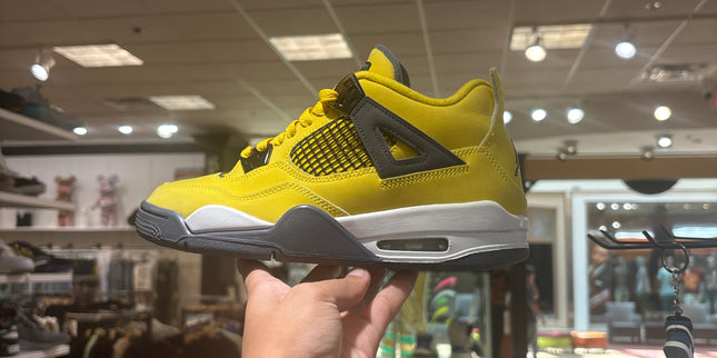 Jordan 4 Retro Lightning (2021) (GS)