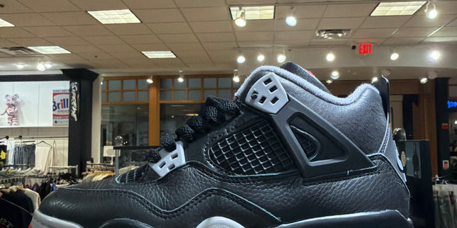 Jordan 4 Bred Reimagined GS Pre Owned