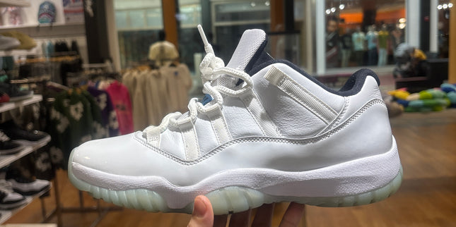 Jordan 11 Low Legend Blue Pre-Owned