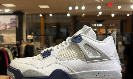 Jordan 4 Midnight Navy Pre Owned