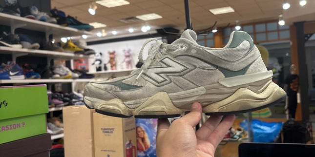 New Balance 9060 pre owned