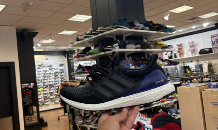 adidas Ultra Boost OG pre owned