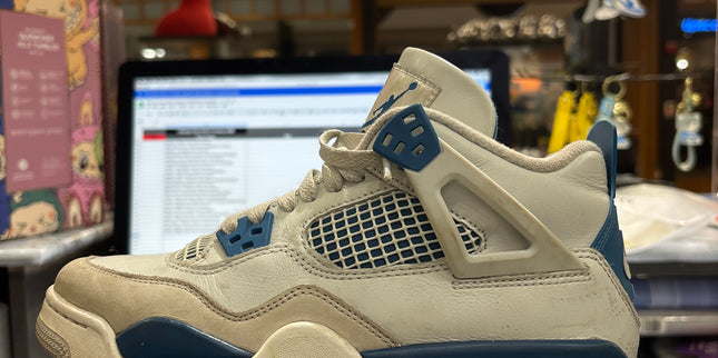 Jordan 4 Military Blue GS Pre-Owned No Box No Insoles