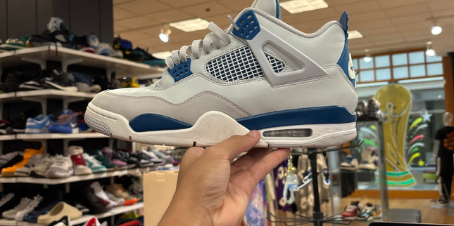 Jordan 4 Retro Military Blue (2024) Pre-Owned