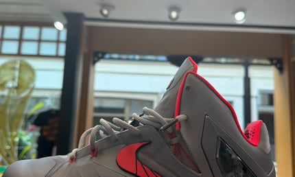 Nike LeBron 11 Elite Team Pre Owned