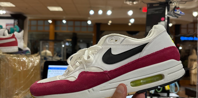 Nike Air Max 1 Volt Pink Pre-Owned