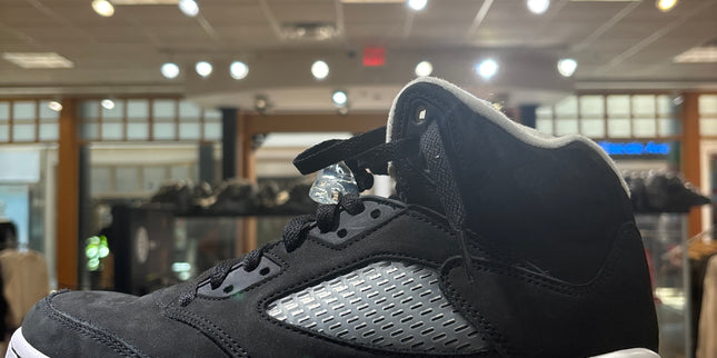 Jordan 5 Moonlight (2021) Pre Owned