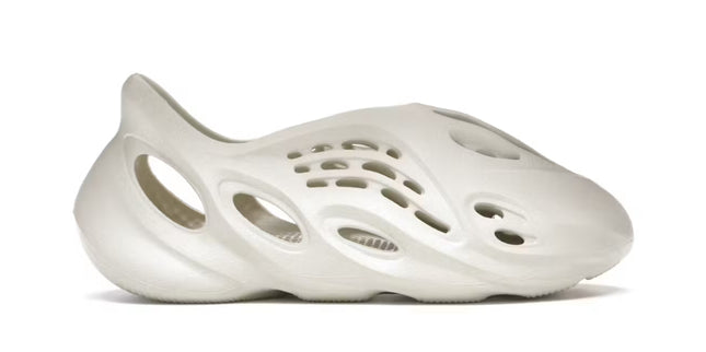Yeezy Foam Runner Sand