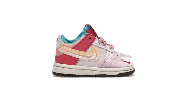 Nike Dunk Low Free Lunch TD
