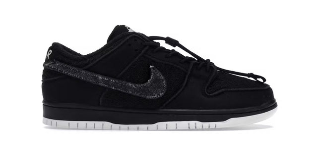 Nike Dunk Low SB Gnarhunters