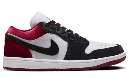 Jordan 1 low Velvet Black Toe w
