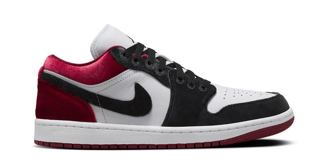 Jordan 1 low Velvet Black Toe w