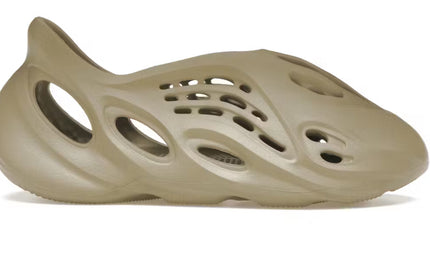 Yeezy Foam RNR Stone Salt