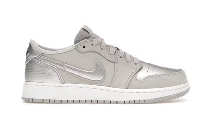 Jordan 1 Low OG Metallic Sliver GS