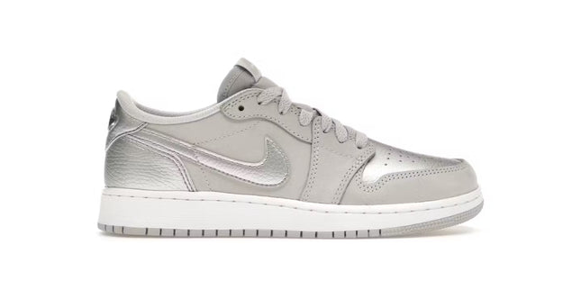 Jordan 1 Low OG Metallic Sliver GS